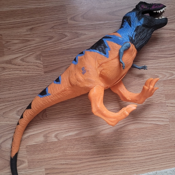 Jurassic Park Other - Orange and Black Dinosaur Reptile Toy